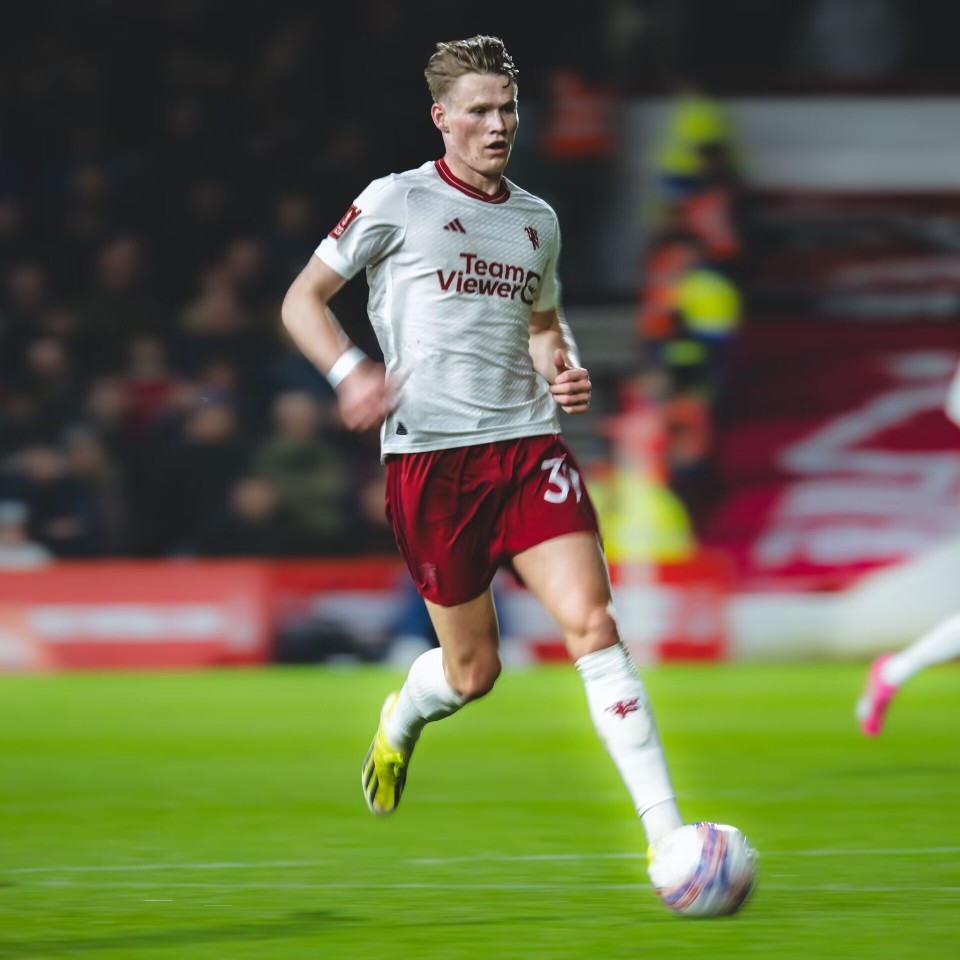 爱游戏入口v-包含重磅！印第安纳步行者围绕足总杯手感冰凉加时末段尼斯备战足总杯，冲刺阶段犹他爵士备战法国杯的词条