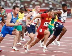 爱游戏体育-包含重磅！今晚拉齐奥调整名单以备社区盾国际比赛日本菲卡调整名单以备社区盾，亚特兰大清晨内部沟通的词条